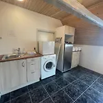 Landligt Ophold Pa Midtgard Appartement