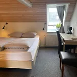 Appartement Landligt Ophold Pa Midtgard *