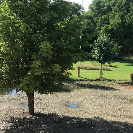 Landligt Ophold Pa Midtgard Apartment *
