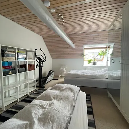 Apartment Landligt Ophold Pa Midtgard