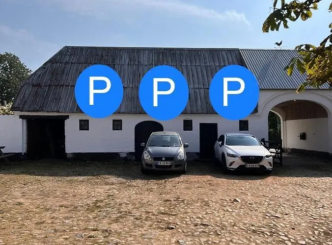 Landligt Ophold Pa Midtgard *